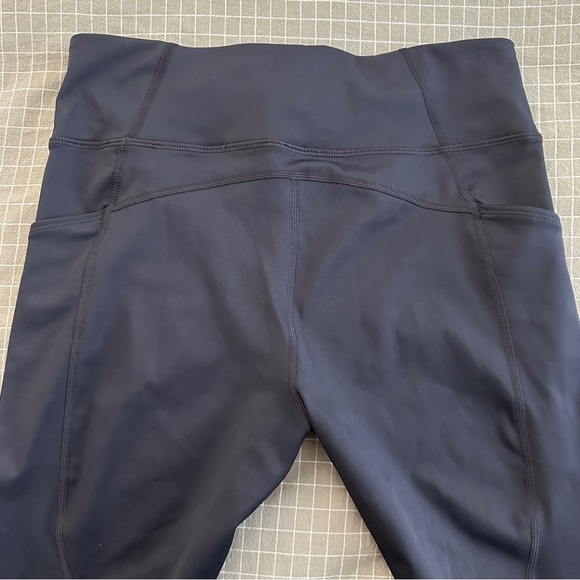Brooks Running Women’s Cropped Leggings Size Large - Picture 3 of 7